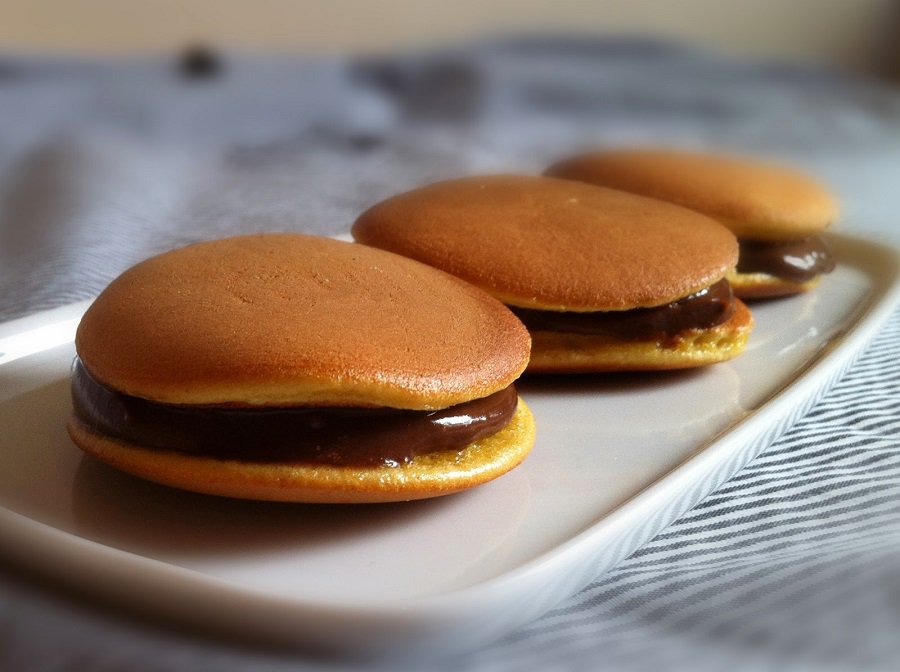 Dorayaki-banh-ran