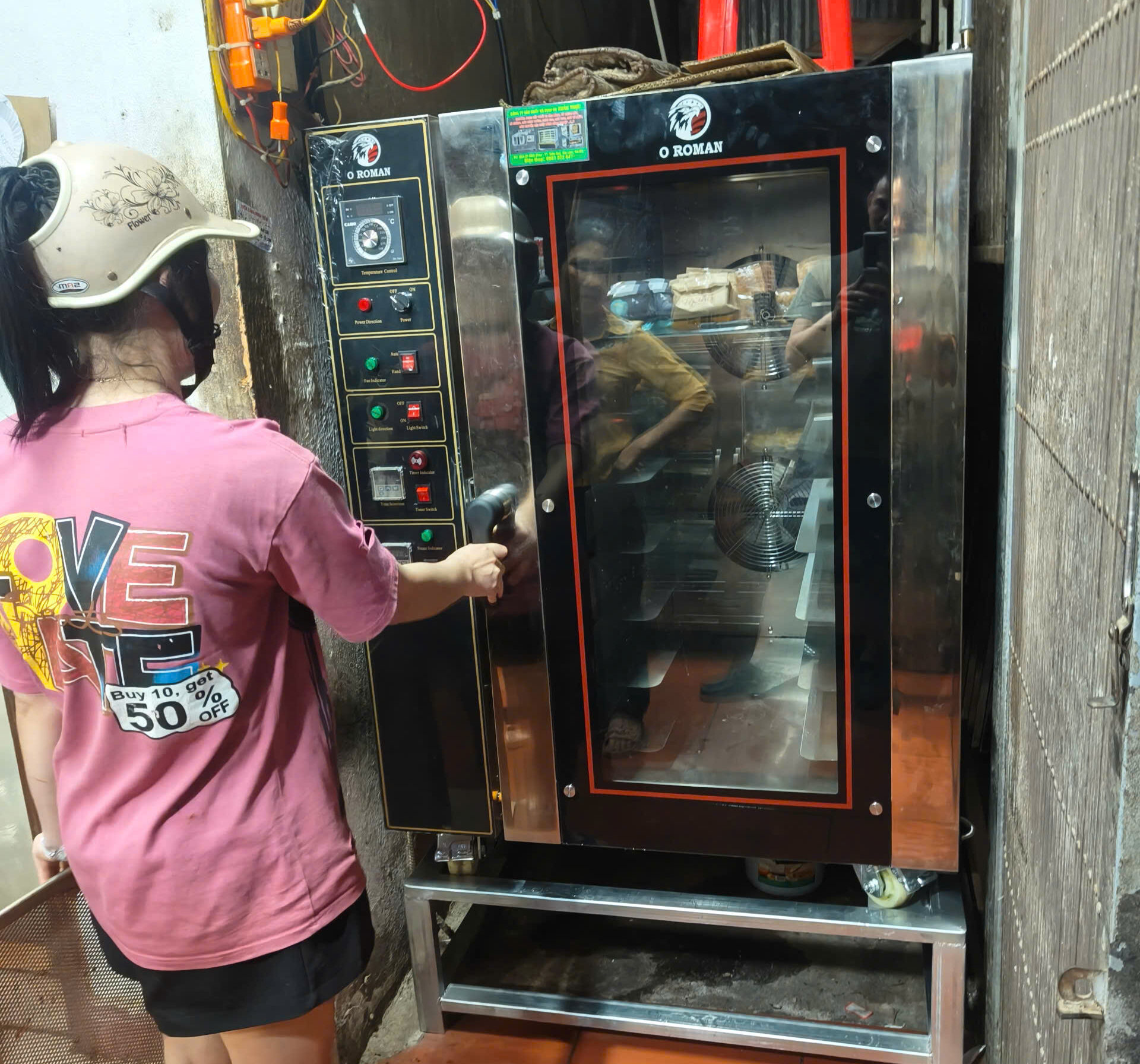 Hỗ trợ lắp đặt và bảo hành cho khách tại nhà