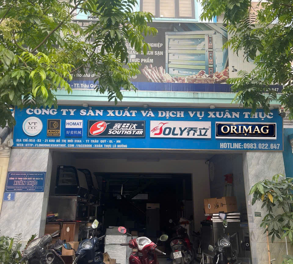 Văn phòng làm việc của công ty luôn có nhân viên hỗ trợ tận tình