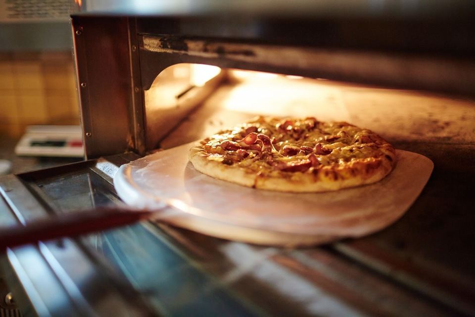 Vì sao nên chọn lò nướng pizza băng chuyền SOUTHSTAR NFC-480Q?