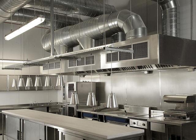 Thiết kế hệ thống hút khói bếp công nghiệp